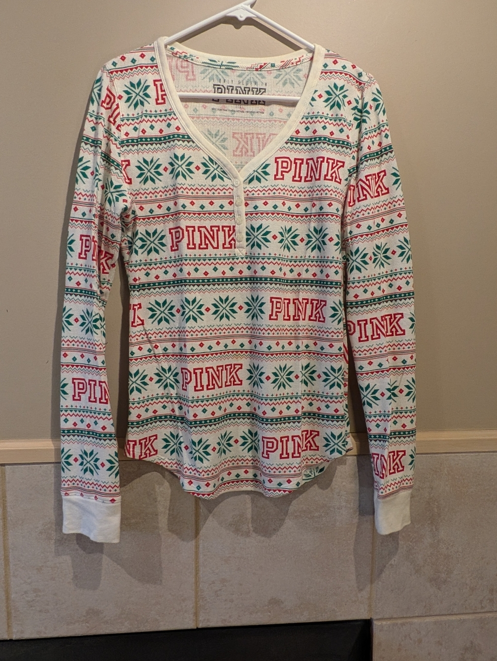 VS PINK, Christmas Henley Long Sleeve Tee, Size L